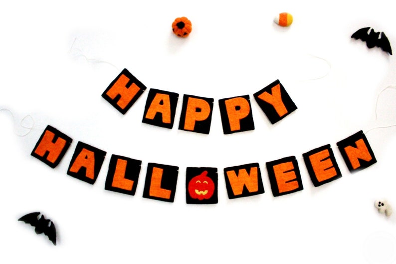 Happy HALLOWEEN Garland (KC59)